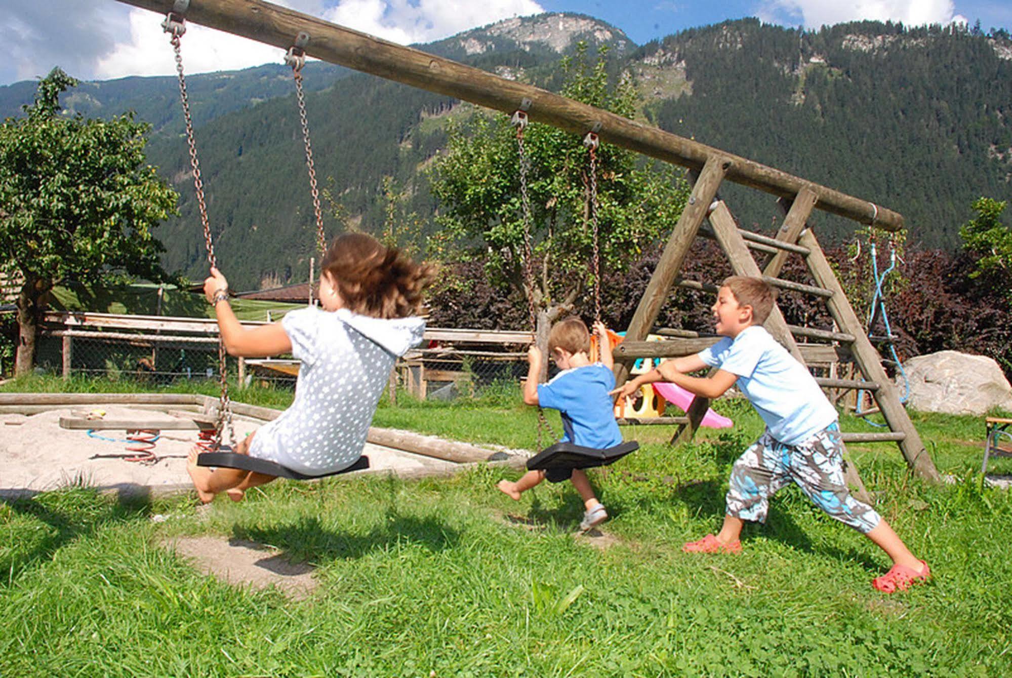 Villa Alpenchalet Brücke Mayrhofen Exterior foto